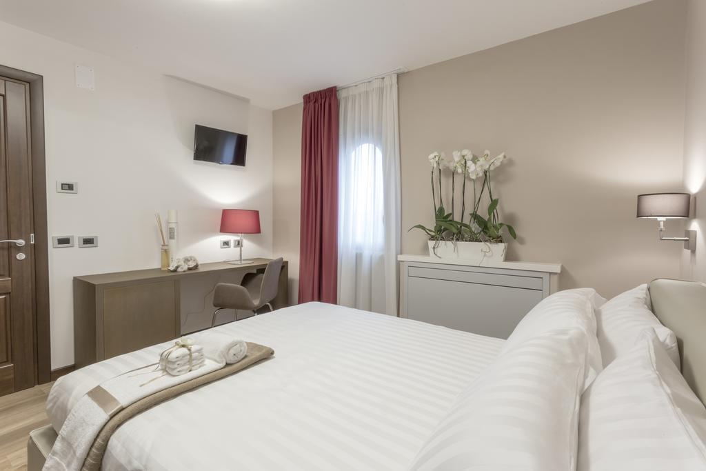 Tenuta Esdra Agrispa Pontecorvo Buitenkant foto