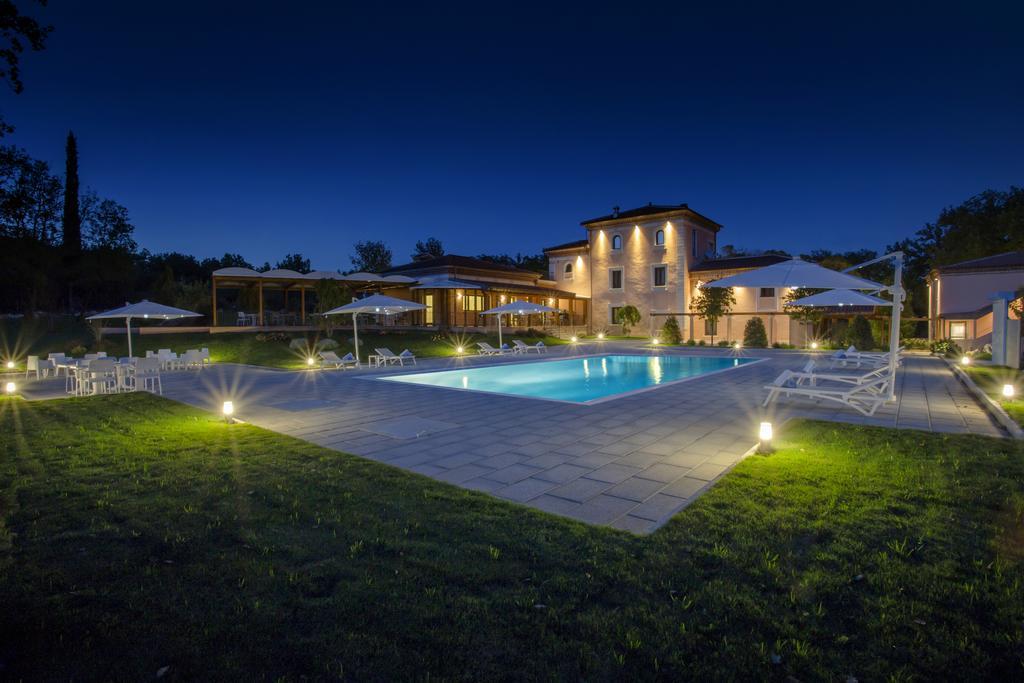 Tenuta Esdra Agrispa Pontecorvo Buitenkant foto
