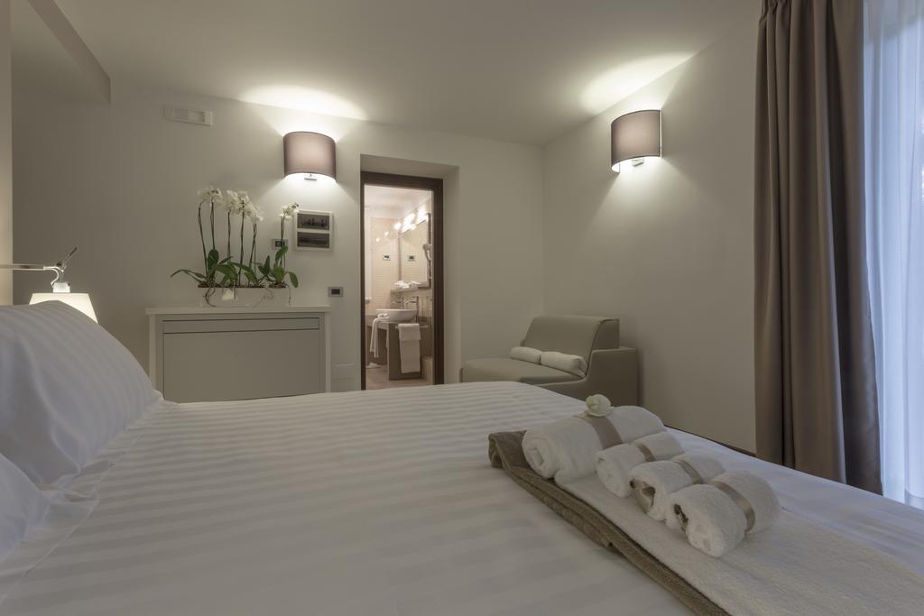Tenuta Esdra Agrispa Pontecorvo Buitenkant foto